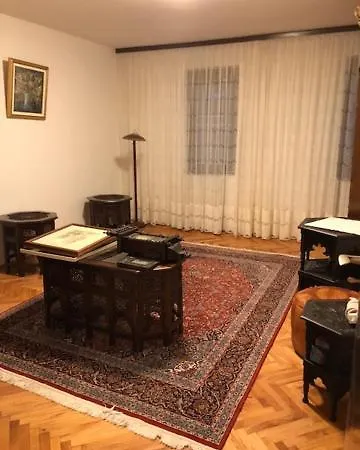 360 View